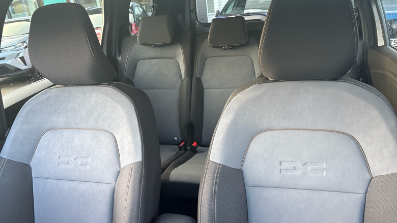 Dacia Jogger 1.6 HEV Extreme 5dr Auto Hybrid Estate